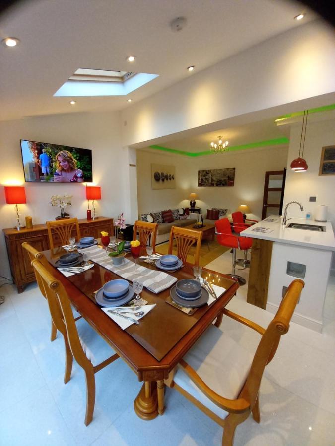 Luxury Holiday Home, Near Beach Σάουθεντ-ον-Ση Εξωτερικό φωτογραφία
