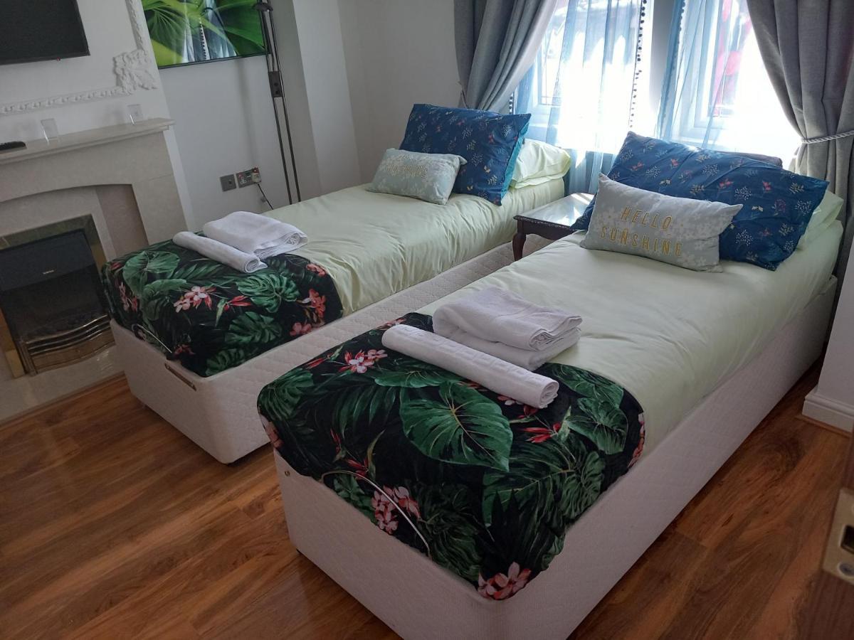 Luxury Holiday Home, Near Beach Σάουθεντ-ον-Ση Εξωτερικό φωτογραφία