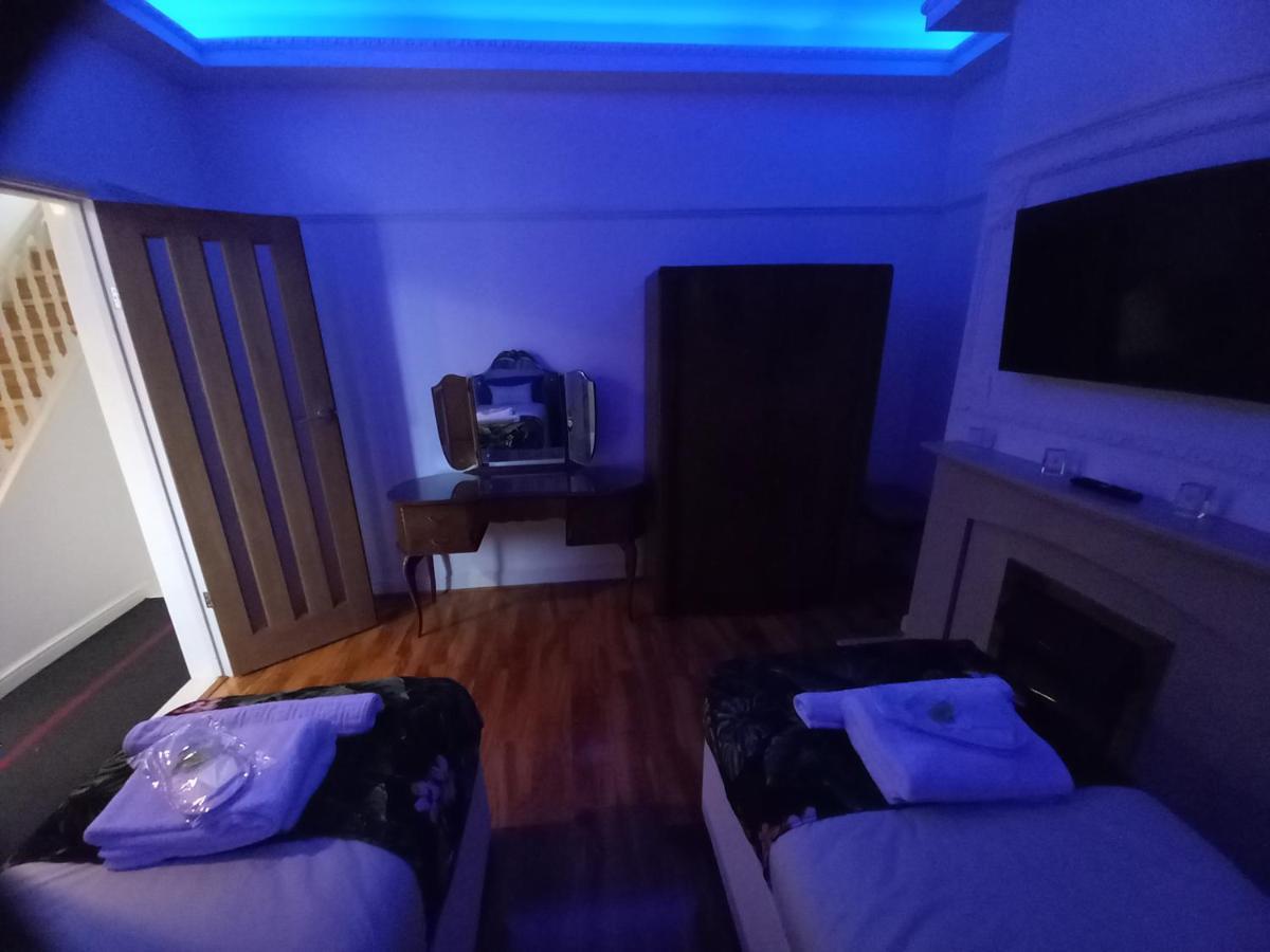 Luxury Holiday Home, Near Beach Σάουθεντ-ον-Ση Εξωτερικό φωτογραφία