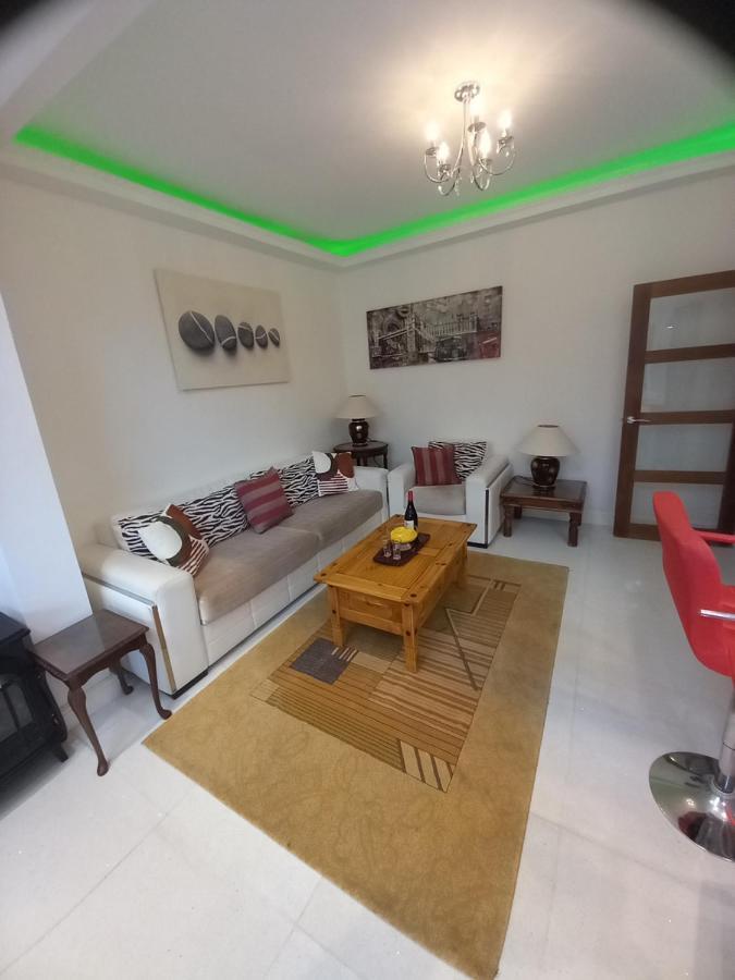 Luxury Holiday Home, Near Beach Σάουθεντ-ον-Ση Εξωτερικό φωτογραφία
